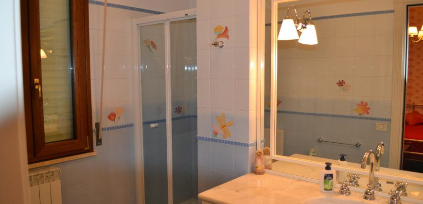 Villa in Vendita a Caltagirone (Catania)