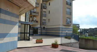 Garage/ Deposito/ Magazzino in Vendita a Caltagirone (Catania)